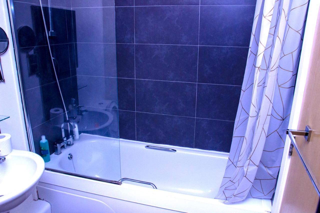 Allen Luxury Apartment Coventry Bagian luar foto